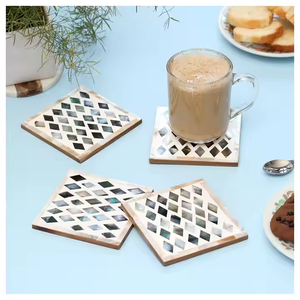 Exquisito Juego de Portavasos Cuadrados de Resina Acrílica, Ecológicos, Clásicos y Creativos, de Alta Calidad, Nuevo, en Oferta, Superventas - Product Image 1