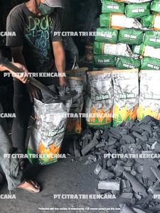 BARBECUE DE POULET ET DE BŒUF AVEC L'INDONÉSIE HALABAN BOIS DUR BBQ BARBECUE AU CHARBON DE BOIS CÉLÉBRATION NOUVELLE YEARBEST À Preston AUSTRALIE - Product Image 5