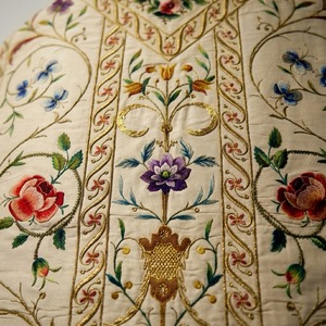 Vêtement liturgique religieux brodé à la main de qualité supérieure, floral, unisexe, pour adultes, personnalisé, à coudre, PK - Product Image 3