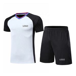 Los mejores uniformes de fútbol unisex personalizados de alta calidad, uniformes de fútbol personalizados para hombres, camisetas y pantalones cortos de fútbol de manga corta - Product Image 1