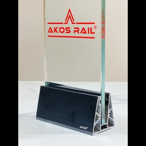 TRIÁNGULO FERI MONTAJE SUPERIOR PARA INTERIOR Y EXTERIOR Material de uso Tamaño DE LA ALLOY-6063-T6 68mm X 66mm Para barandilla de vidrio de 12 mm - Product Image 3