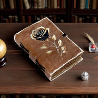 Grimoire en cuir Vintage Journal à couverture rigide Rose imprimé sorcière sort cahier sangle serrure Style classique pour Wiccan voyage lecture