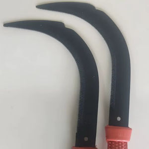 เคียวเกษตร Shree Devam Agrico DA-02 หลายขนาด ด้ามพลาสติก/ไม้ ใบมีด 13 นิ้ว สีแดง ผิวขัดเงา ใบมีดหยัก - Product Image 1