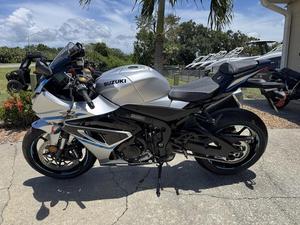 Offre aux enchères 2025 – Moto sportive GSX-S1000 originale, neuve, d'origine américaine, puissance 1001-2000W, acompte requis - Product Image 6