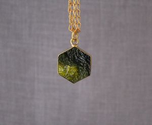 Genuino auténtico moldavita piedra preciosa colgante hermoso diseño hecho a mano 100% piedra preciosa natural 925 plata esterlina moldavita - Product Image 3