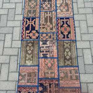 Alfombra Turca Vintage de Lana Roja, 2.4x11.8 pies - Product Image 5