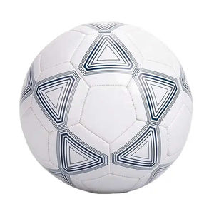Ballon de football de meilleure conception de taille personnalisée unique Matériau en cuir Offre Spéciale Service OEM élevé Meilleur ballon de football tendance Prix économique - Product Image 4