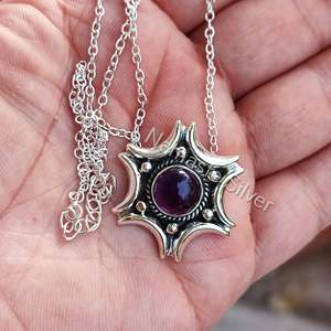 Collar con Colgante de Amatista en Plata de Ley 925 Hecho a Mano, Piedra de Nacimiento de Febrero, Gema Púrpura Natural, Amuleto de Cristal - Product Image 5