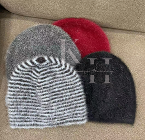 หมวกฤดูหนาวหรูหราจากนักออกแบบใหม่2025หมวกบีนนี่ผ้าขนสัตว์สีทึบผสมหมวกถักอย่างมีสไตล์ด้วยเนื้อนุ่มสำหรับใส่ลำลอง - Product Image 2