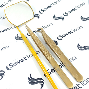 SEVETLANA - Ensemble professionnel de 3 pinces à épiler pour extensions de cils russes, qualité supérieure, dorées, pointues, emballage personnalisé, en acier inoxydable - Product Image 1