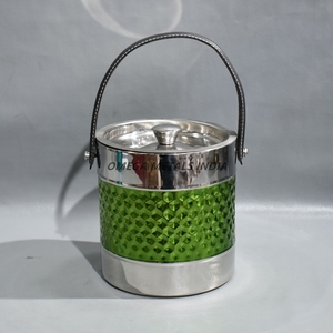 Enfriador de vino de acero inoxidable dorado de primera calidad Cubo de hielo Enfriador de bebidas duradero y elegante con detalles de rayas únicas - Product Image 5