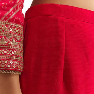 Venta al por mayor rojo Bandhani Zari Kurta Jacquard Sharara con gasa Dupatta para fiesta festiva boda recepción y pedidos personalizados - Product Image 6