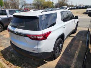 Chevrolet Traverse RS V6 3.6L AWD 2021 Usado en Buen Estado - Product Image 3