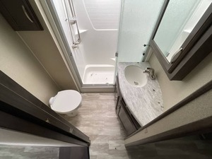 VENDEDOR VERIFICADO DE PRODUCTOS USADOS Remolque Usado Grand Design Solitude 375RES 2020, Listo para la Venta - Product Image 5