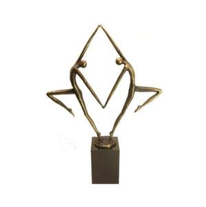 Escultura artística de aluminio fundido que simboliza la unidad, la fuerza, la forma elegante y la maestría artesanal contemporánea. - Product Image 2