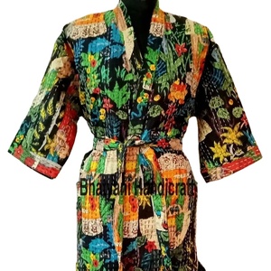 Frida Khalo Kantha Robe Veste matelassée Robe de chambre style kimono avec motif lettre Cadeau pour elle - Product Image 1