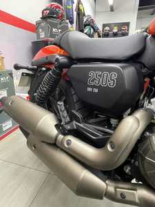 Meilleure moto à essence Curiser, refroidie par eau, 200-400 cm³, >80 km/h, caractéristiques en surbrillance, prête à être expédiée - Product Image 3