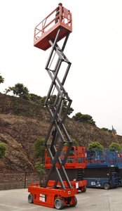 Dingli 7,6 m Elevador de tijera eléctrico Elevador de tijera JCPT0708DCH Manlift Plataforma DE TRABAJO aérea en stock para la venta - Product Image 2