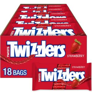 TWIZZLERS Twists, bonbons à la saveur de fraise, style réglisse, emballages de bonbons moelleux, 2,5 oz (18 unités) - Product Image 4