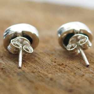 Dainty Bohème Turquoise Gemstone Stud Boucle d'oreille Poids léger Minimaliste Vente en gros Boucle d'oreille Artisan Crafted Silver Boho Jewelry - Product Image 3