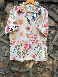 ¡Conjunto de pijama Sun Flower! Conjunto hecho a mano de pijama de algodón orgánico Conjunto de Camisa de algodón para mujer con pantalones cortos y bolso Boho Hippie Unisex - Product Image 3