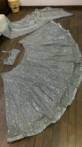 Make Feel Regal cette saison des fêtes dans notre superbe lehenga choli dupattas léger est orné de fil de travail complexe - Product Image 4