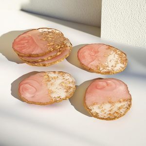 Ensemble de sous-verres en résine 6 pièces de qualité supérieure fait à la main Style classique Meilleure qualité 10*8 cm pour thé, café et autres boissons - Product Image 1