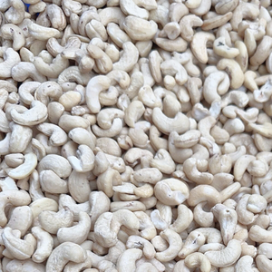 High Quality Santigo Vietnam Cashew <b>Nuts</b> W320 Roasted Cashew <b>Nuts</b> Customized Packaging - Product Image 1
