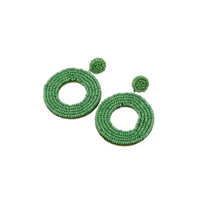 Boucles d'oreilles en perles de riz de style classique pour femmes Meilleur emballage par MD Handicrafts pour la fête - Product Image 1