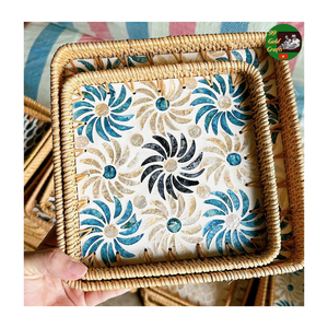 Bandeja Decorativa de Mosaico de Ratán Hecha a Mano con Madreperla Mixta, Bandeja de Servicio Rústica de Lujo Hecha a Mano con Madreperla para Desayuno - Product Image 1