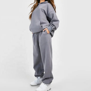 Ensemble de survêtement surdimensionné en deux pièces, coupe ample, poids moyen, personnalisé en gros, pantalon de jogging en coton de haute qualité pour femmes - Product Image 2