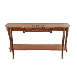 Mesa Consola Francesa Clásica con Estante Inferior, Madera Artesanal y Detalles Elegantes de Latón para Espacios Interiores de Lujo - Product Image 1