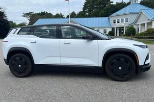 VOITURE ÉLECTRIQUE EXTRÊMEMENT PROPRE 2023 FIS-KER OCEAN EXTREME DUAL-MOTOR AWD HYPER RANGE BATTERY PACK PRÊTE À ÊTRE EXPÉDIÉE - Product Image 4