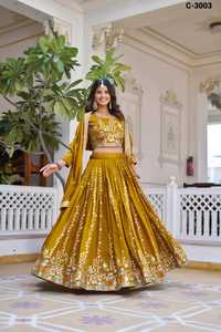 Nouvelle collection de mariage Lehenga Choli en tissu pur Vichitra avec broderie et travail de séquence avec broderie au fil Lehenga Choli - Product Image 5