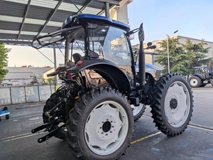 Tractor Lovol 1204 de 120Hp con Tracción en las 4 Ruedas, Transmisión por Engranajes, Cabina Azul, para Uso Agrícola - Product Image 5