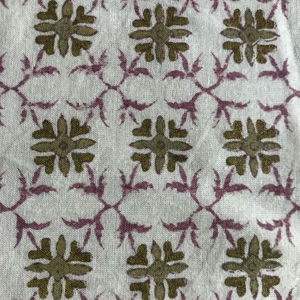 Tela de Algodón Estampada a Mano con Motivos Florales Verde Oliva y Enrejado Geométrico Color Vino - Product Image 1