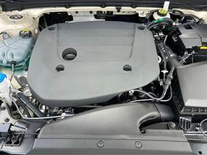 Xc-40 Vol-vo Clean 2025 d'occasion B5 Ultimate Sport Utility 4D - Product Image 3