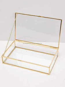 Caja con tapa de cristal dorado Caja de exhibición de joyería decorativa Vidrio transparente de latón 8 pulgadas - Product Image 5