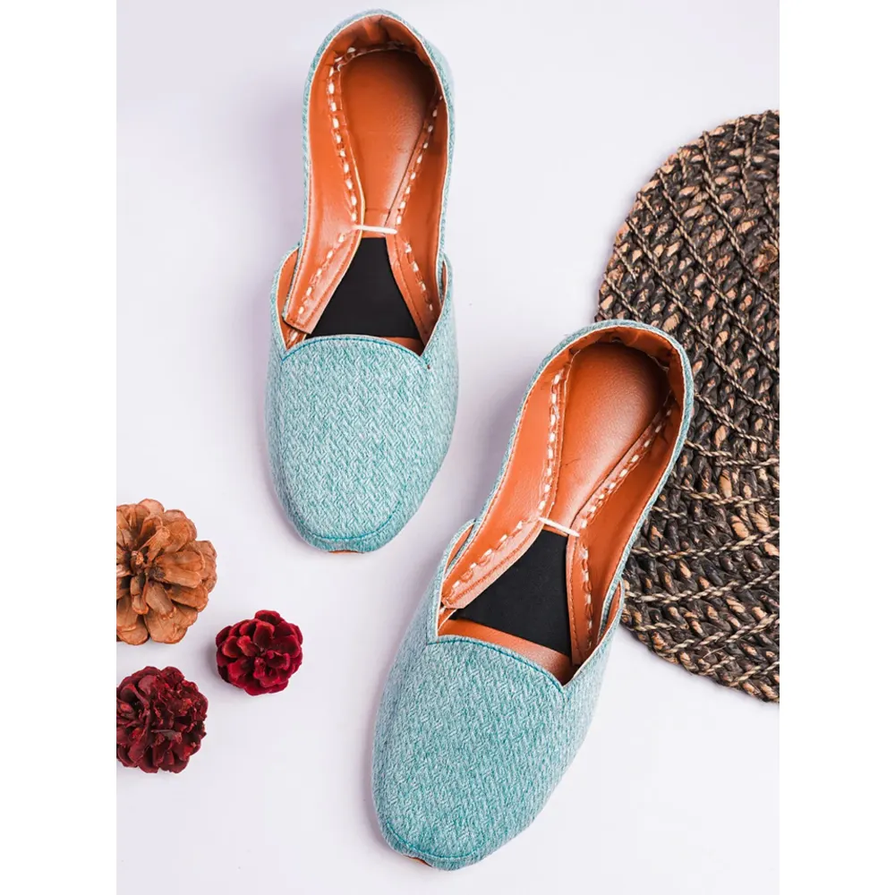 Mocasín elegante hecho a mano de varios colores, zapatos Khussa para mujer, logotipo personalizado, diseño de moda, Punjabi Foot Wear Khussa