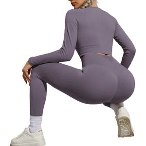 Conjunto de 2 piezas de talla grande para mujer, ropa deportiva sexy con logotipo personalizado de color sólido, ropa de entrenamiento ligera y transpirable - Product Image 5