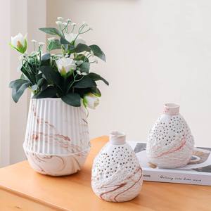 High Quality Custom Modern Glazed <b>Ceramic</b> Flower <b>Vase</b> for Home Decor <b>Ceramic</b> Flower <b>Vase</b> For Luxurious Home And Restaurant Decor - Product Image 5