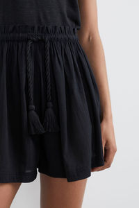 SRJ EXPORTS Elegante Short de Algodón Voile 100% para Mujer con Cintura Elástica, Bolsillos Laterales y Detalle de Borlas - Product Image 4