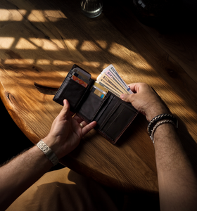 กระเป๋าสตางค์แบบพับสองพับหนังแท้ยูนิเซ็กส์แบบคลาสสิกพร้อมช่องใส่บัตรแบบสั้นเปิดปิดช่องยาวหลายช่องเป็นมิตรกับสิ่งแวดล้อม - Product Image 2