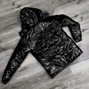 Ropa personalizada OEM al por mayor, chaqueta acolchada de diseñador para hombre, abrigo impermeable suave de talla grande para exteriores, tela de invierno a la moda en blanco - Product Image 1