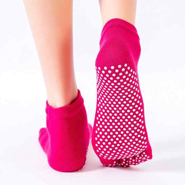 Professional Men's and Women's Anti-Slip Soccer Grip Socks Non-Slip Football Cuff Socks for Outdoor Sports for Children