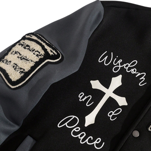 Chaqueta universitaria de diseño personalizado OEM hecha con lana 100% con parche bordado de chenilla en mangas de cuero y bordado personalizado - Product Image 3