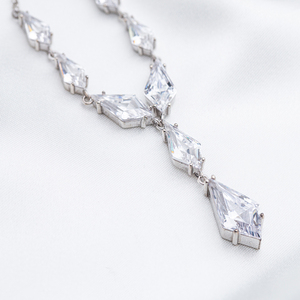 Colgante de Plata de Ley 925 con zirconia, colgante con diseño geométrico de zirconia brillante - Product Image 4