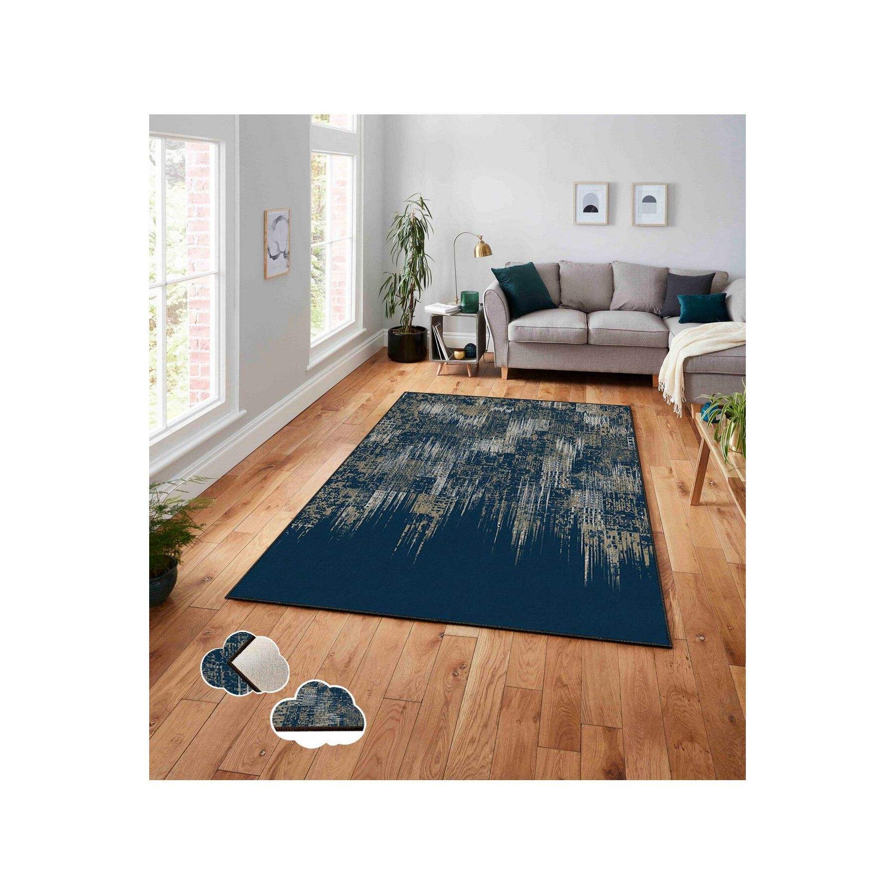 มีสีสัน