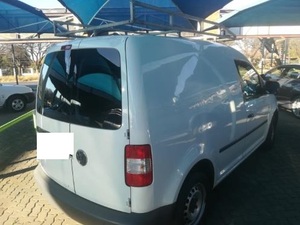 VOLKSWAGEN CADDY 2.0TDI PANEL VAN 2010 USADO, VOLANTE A LA IZQUIERDA/DERECHA - Product Image 3