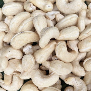 Échantillon Gratuit Noix De Cajou W320 Noix De Cajou Prêt À Expédier Santigo - Product Image 1